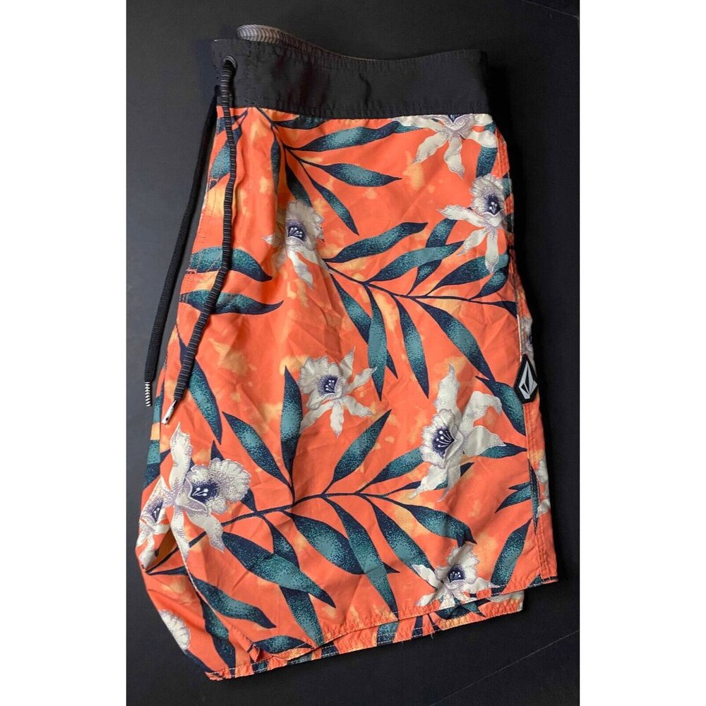 Volcom Tropical Hideout Mod-Tech Swim Trunks Mens… - image 3